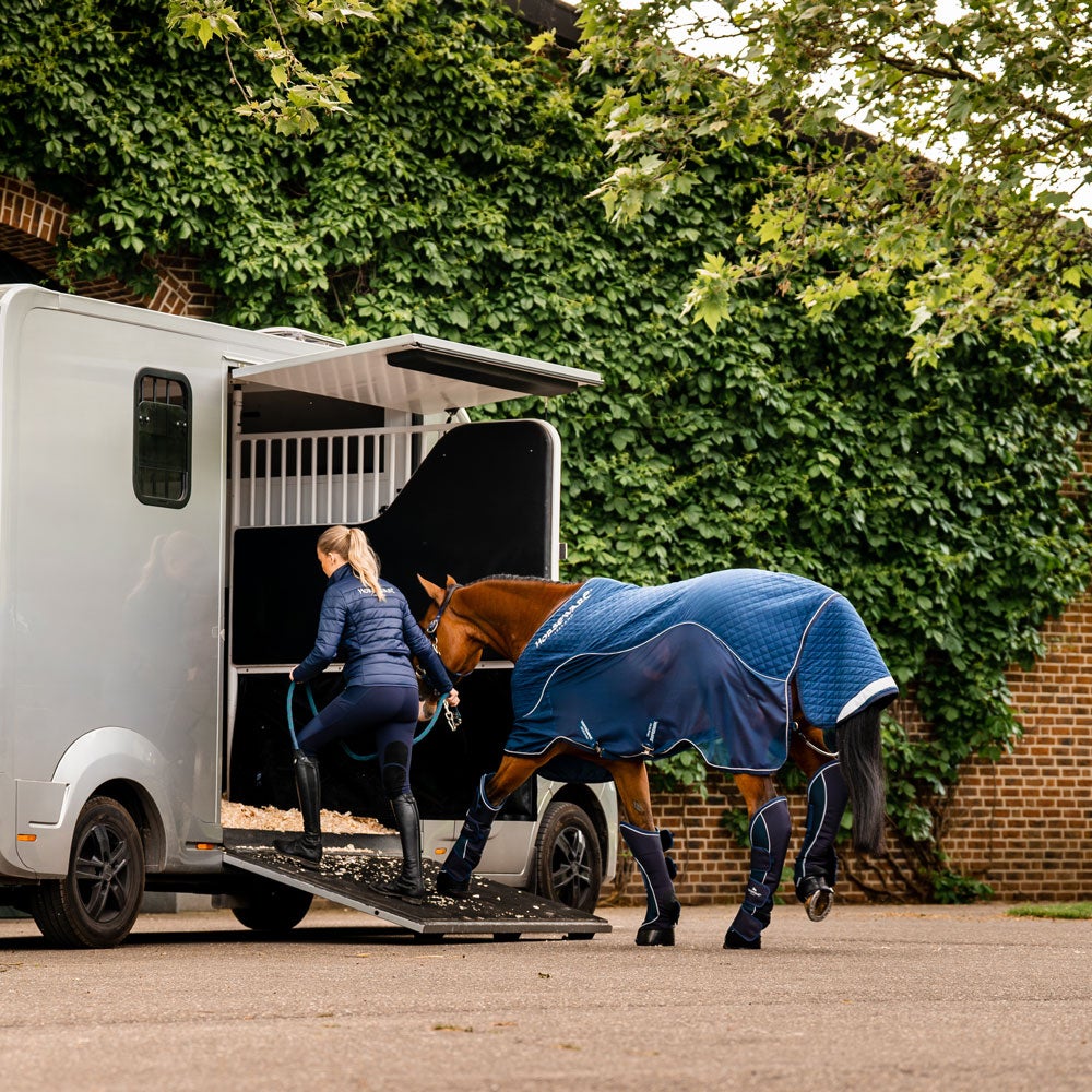 <p>Designed with your <em>horses comfort</em> in mind.</p>